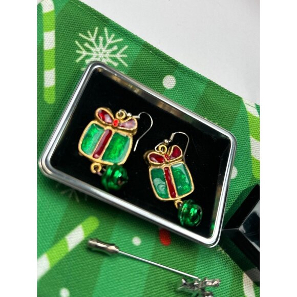 Christmas-Themed Earrings & Brooch Set With Spiral Tree Design Gift Motif Reinde - Picture 6 of 6